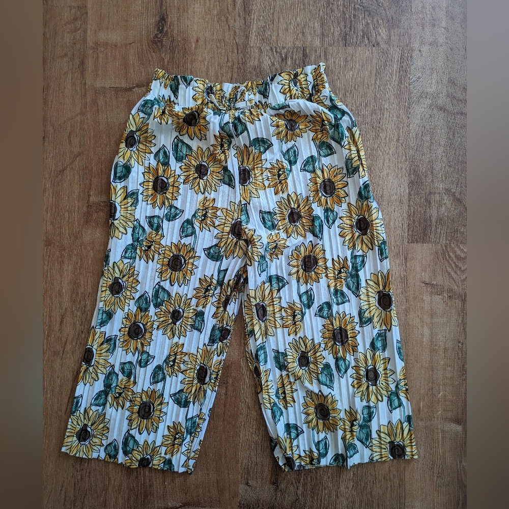 Capri pants